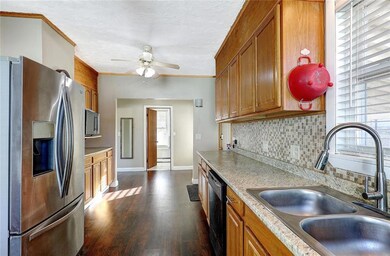 493 Olo St, Woonsocket, RI 02895 - photo 6