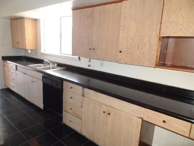 2908 Pierce Ave, El Paso, TX 79930 - photo 6