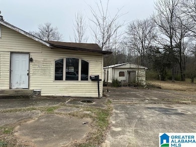 1024 Simmons St, Bessemer, AL 35020 - photo 2