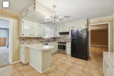 2636 Moore Rd, Beaumont, TX 77713 - photo 4