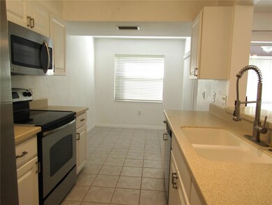 5684 Sheffield Greene Cir unit 79, Sarasota, FL 34235 - photo 7