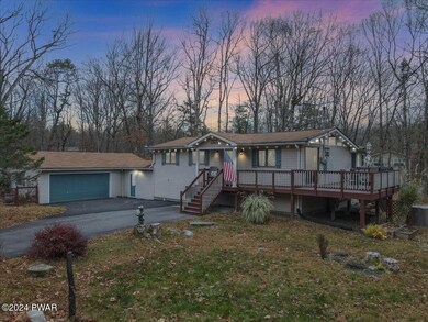 124 Paul Revere Rd, Lackawaxen, PA 18435 - photo 2