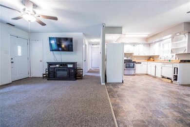 267 Cr 4416, Poplar Bluff, MO 63901 - photo 4