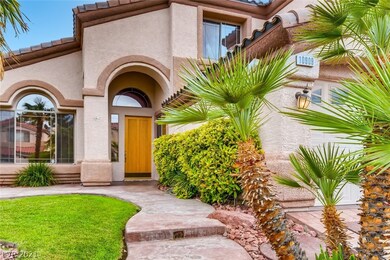 Large and nice open courtyard