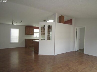 1009 E 9th St, the Dalles, OR 97058 - photo 5