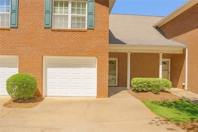 2428 E University Dr unit 103, Auburn, AL 36830 - photo 2