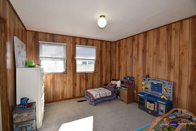 704 E Elm St, Wheaton, IL 60189 - photo 7