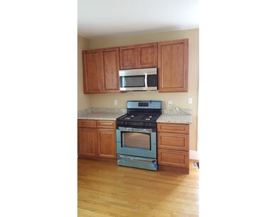 196 Washington Ave, Chelsea, MA 02150 - photo 3