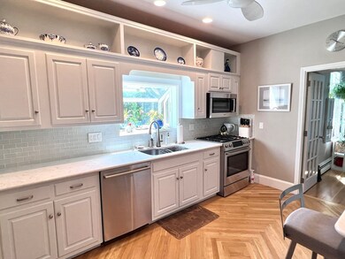 10 Chester St unit 5, Cambridge, MA 02140 - photo 3