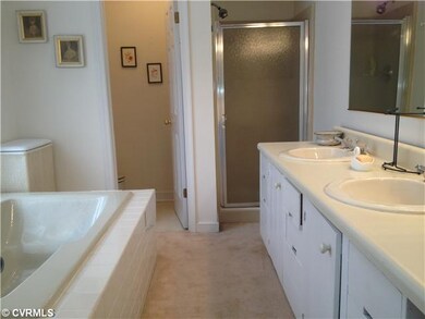 Master Bath - What a beautiful area..light and bri