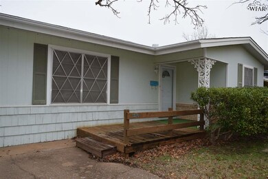 1216 Harvey Dr, Wichita Falls, TX 76302 - photo 2