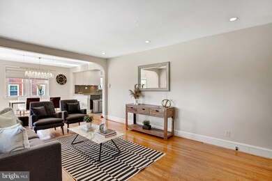 329 Heston Ave, Norristown, PA 19403 - photo 3