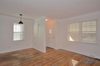 438 W Poinsetta Ave, Toledo, OH 43612 - photo 6