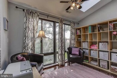 13124 Wonderland Way unit 303, Germantown, MD 20874 - photo 2