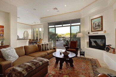 006_Living Room Views