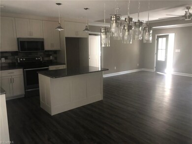 615 Hazelwood St, Asheboro, NC 27205 - photo 5