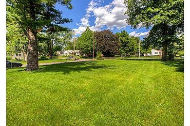 Yard/Garden.