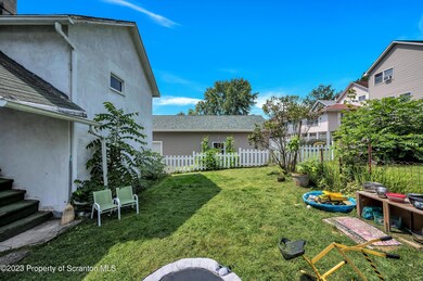 213 Hickory St unit Rear, Peckville, PA 18452 - photo 6