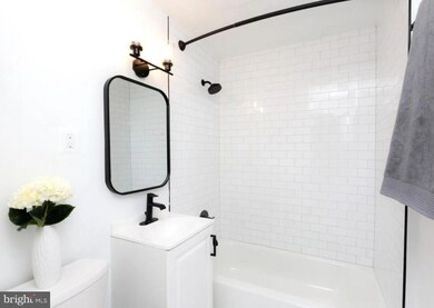 606 Cathedral St unit 3B, Baltimore, MD 21201 - photo 7