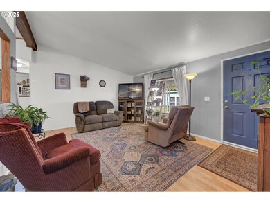 34185 El Roble Ave, Eugene, OR 97405 - photo 4