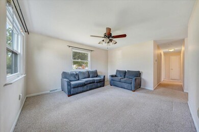 03-MIB06885