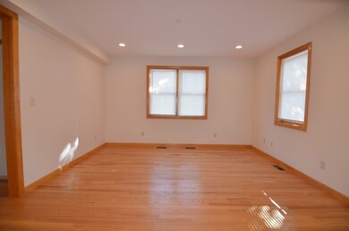 52 Grafton St unit 1, Quincy, MA 02169 - photo 4