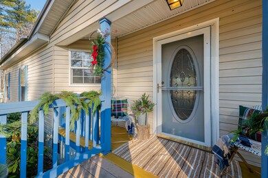 848 Middlesex Rd, Topsham, ME 04086 - photo 3