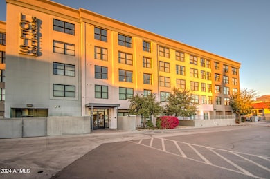 Exterior 4