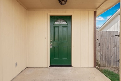 4764 Veronica Cir, Fort Worth, TX 76137 - photo 5