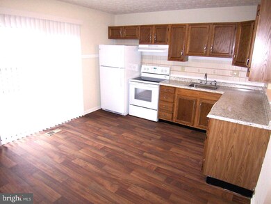 844 Olive Branch Ct, Edgewood, MD 21040 - photo 7