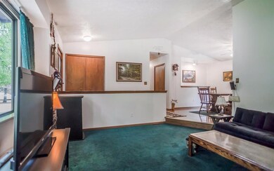 379 Hardman Dr, Howell, MI 48843 - photo 4