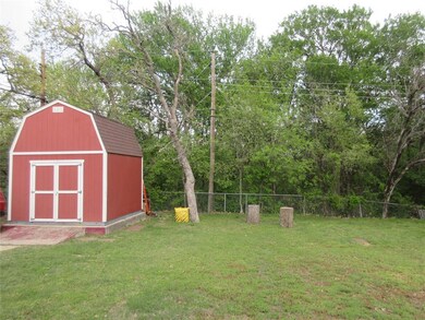 504 Arwine Dr, Hurst, TX 76053 - photo 7