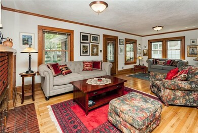 1142 38th St, Des Moines, IA 50311 - photo 4