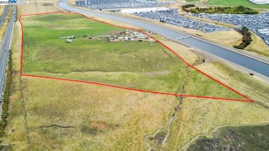 25559 International Pkwy, Tracy, CA 95377 - photo 6