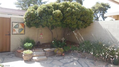 Beautiful courtyard with flagstone..on drip system