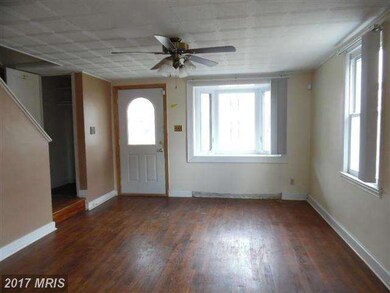 3655 Greenvale Rd, Baltimore, MD 21229 - photo 4