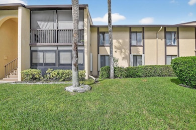 815 Sky Pine Way unit B1, Greenacres, FL 33415 - photo 3