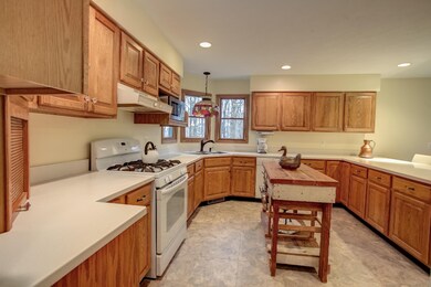 8725 Fawn Crest 5
