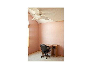 Den/Home Office.