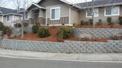 1330 NE Bea Villa View, Grants Pass, OR 97526 - photo 3