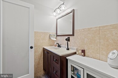 1317 Adams St NE unit 4, Washington, DC 20018 - photo 5