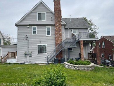 171 Davis St, Wyandotte, MI 48192 - photo 2