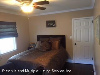 Kerry master bedroom