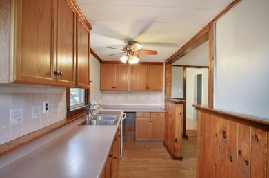 8 Talbot Ave, Taunton, MA 02780 - photo 4