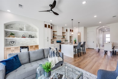 2411 & 2413 Meyers St, Dallas, TX 75215 - photo 4