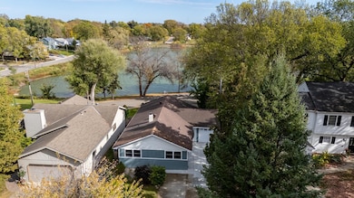 814 N Union Ave, Fergus Falls, MN 56537 - photo 5