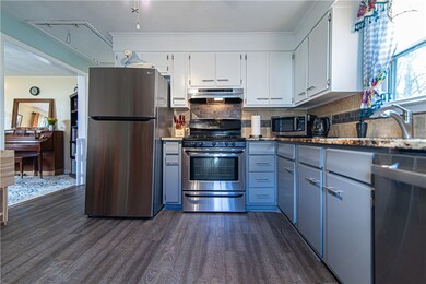 49 Fuller St, Warwick, RI 02889 - photo 7