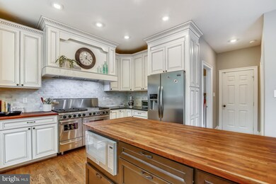 609 Cranwell Place SW, Leesburg, VA 20175 - photo 5