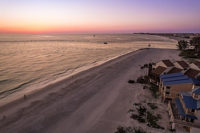 12512 1st St W unit 2, Treasure Island, FL 33706 - photo 3