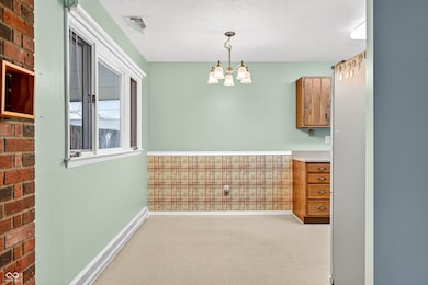 2720 12th St, Columbus, IN 47201 - photo 7